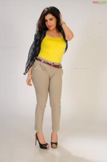 Veda feet photo 11