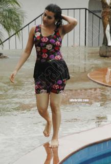 Veda feet photo 2