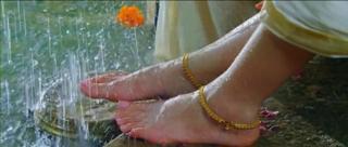 Vedhika feet photo thumbnail