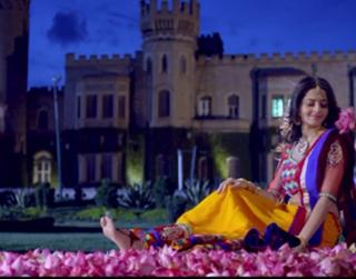 Vedhika feet photo thumbnail