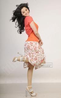 Vedhika feet photo thumbnail