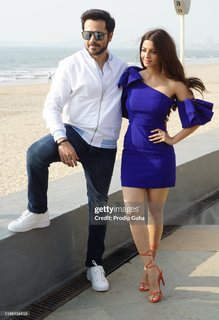 Vedhika feet photo thumbnail