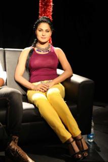Veena Malik feet photo thumbnail