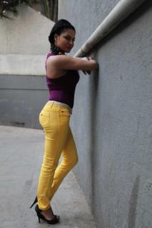 Veena Malik feet photo thumbnail