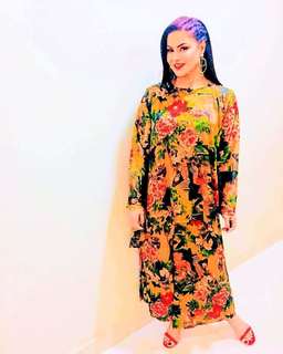 Veena Malik feet photo thumbnail