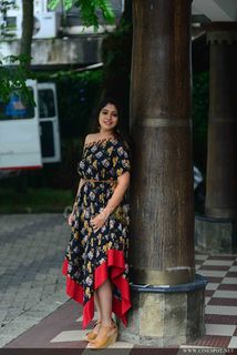 Veena Nandhakumar feet photo 3