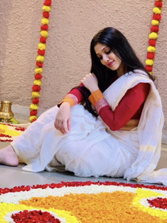 Veena Nandhakumar feet photo 11