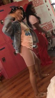 Vena Excell feet photo 10