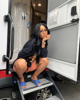 Vena Excell feet photo 1