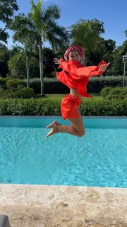 Vena Excell feet photo 15
