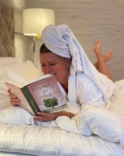 Vendela Kirsebom feet photo 18