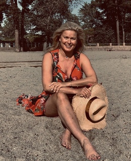Vendela Kirsebom feet photo 16