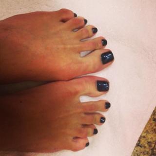 Venus Lux feet photo 3