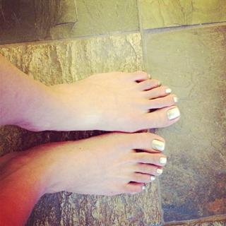 Venus Lux feet photo 16