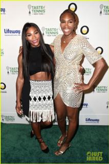 Venus Williams feet photo thumbnail