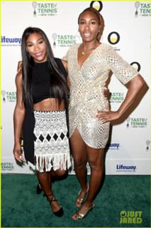 Venus Williams feet photo thumbnail