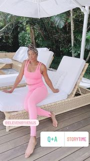 Venus Williams feet photo thumbnail