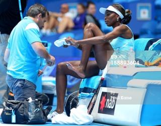 Venus Williams feet photo thumbnail