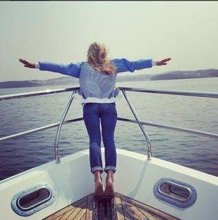 Vera Brezhneva feet photo thumbnail