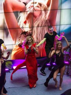 Vera Brezhneva feet photo thumbnail