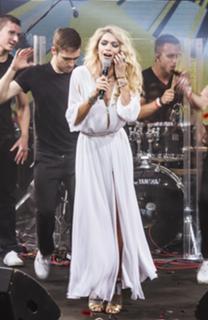 Vera Brezhneva feet photo thumbnail