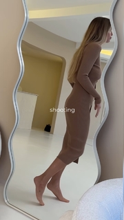 Vera Brezhneva feet photo thumbnail