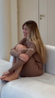 Vera Brezhneva feet photo thumbnail