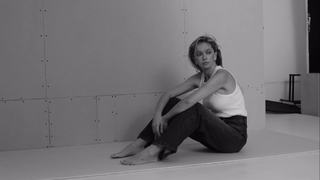 Vera Brezhneva feet photo thumbnail