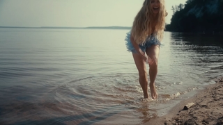 Vera Brezhneva feet photo thumbnail