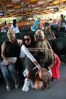 Vera Brezhneva feet photo thumbnail