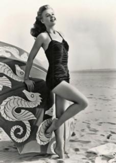 Vera-Ellen feet photo 19
