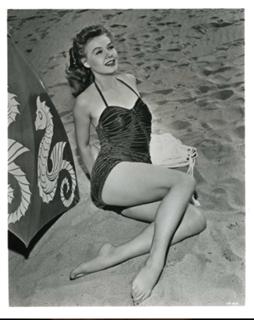 Vera-Ellen feet photo 14