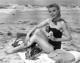 Vera-Ellen feet photo 12