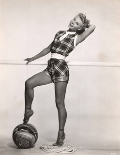 Vera-Ellen feet photo 3