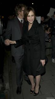 Vera Farmiga feet photo thumbnail