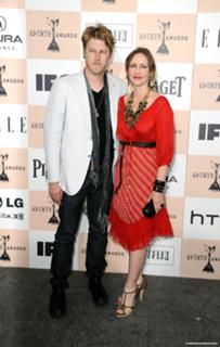 Vera Farmiga feet photo thumbnail