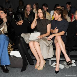 Vera Farmiga feet photo thumbnail