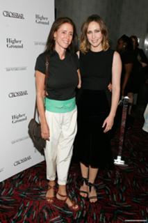Vera Farmiga feet photo thumbnail