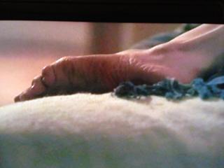 Vera Farmiga feet photo thumbnail
