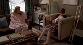 Vera Farmiga feet photo thumbnail