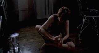 Vera Farmiga feet photo thumbnail