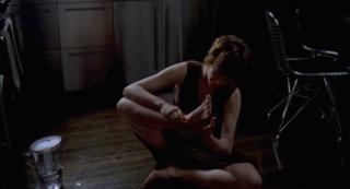 Vera Farmiga feet photo thumbnail