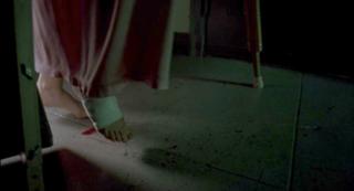 Vera Farmiga feet photo thumbnail