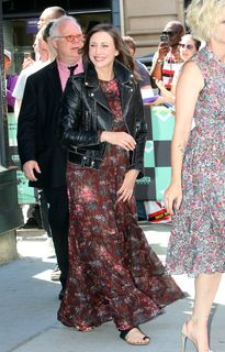 Vera Farmiga feet photo thumbnail