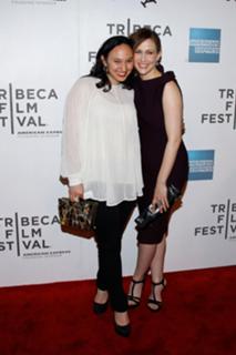 Vera Farmiga feet photo thumbnail