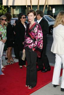 Vera Farmiga feet photo thumbnail