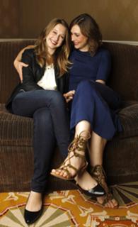 Vera Farmiga feet photo thumbnail