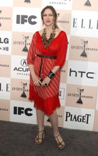 Vera Farmiga feet photo thumbnail