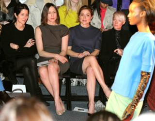 Vera Farmiga feet photo thumbnail