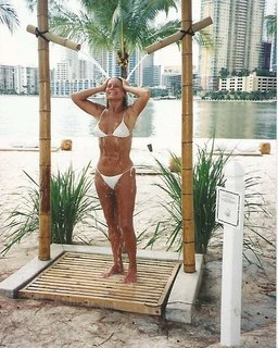 Vera Fischer feet photo 9